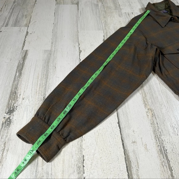 Vintage Pendleton Wool Flannel Shirt Mens Large 16 1/2 100% Virgin Wool USA - Picture 8 of 8